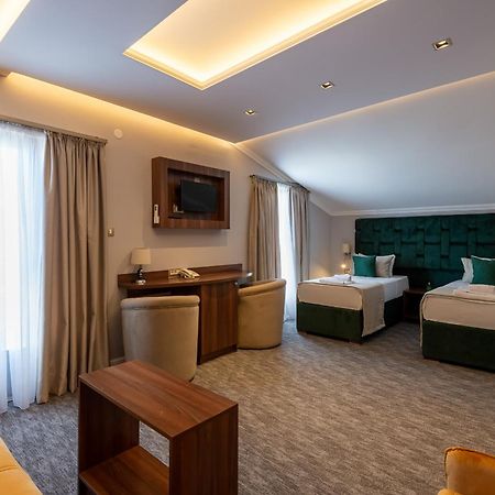 Hotel Ideall Podgorica Exterior photo