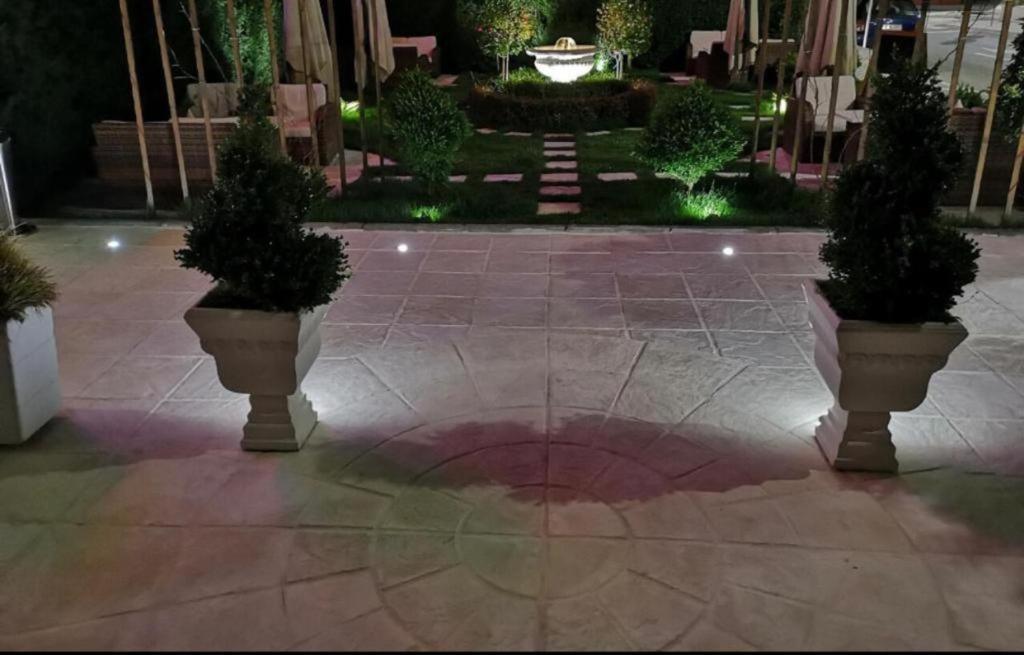 Hotel Ideall Podgorica Exterior photo