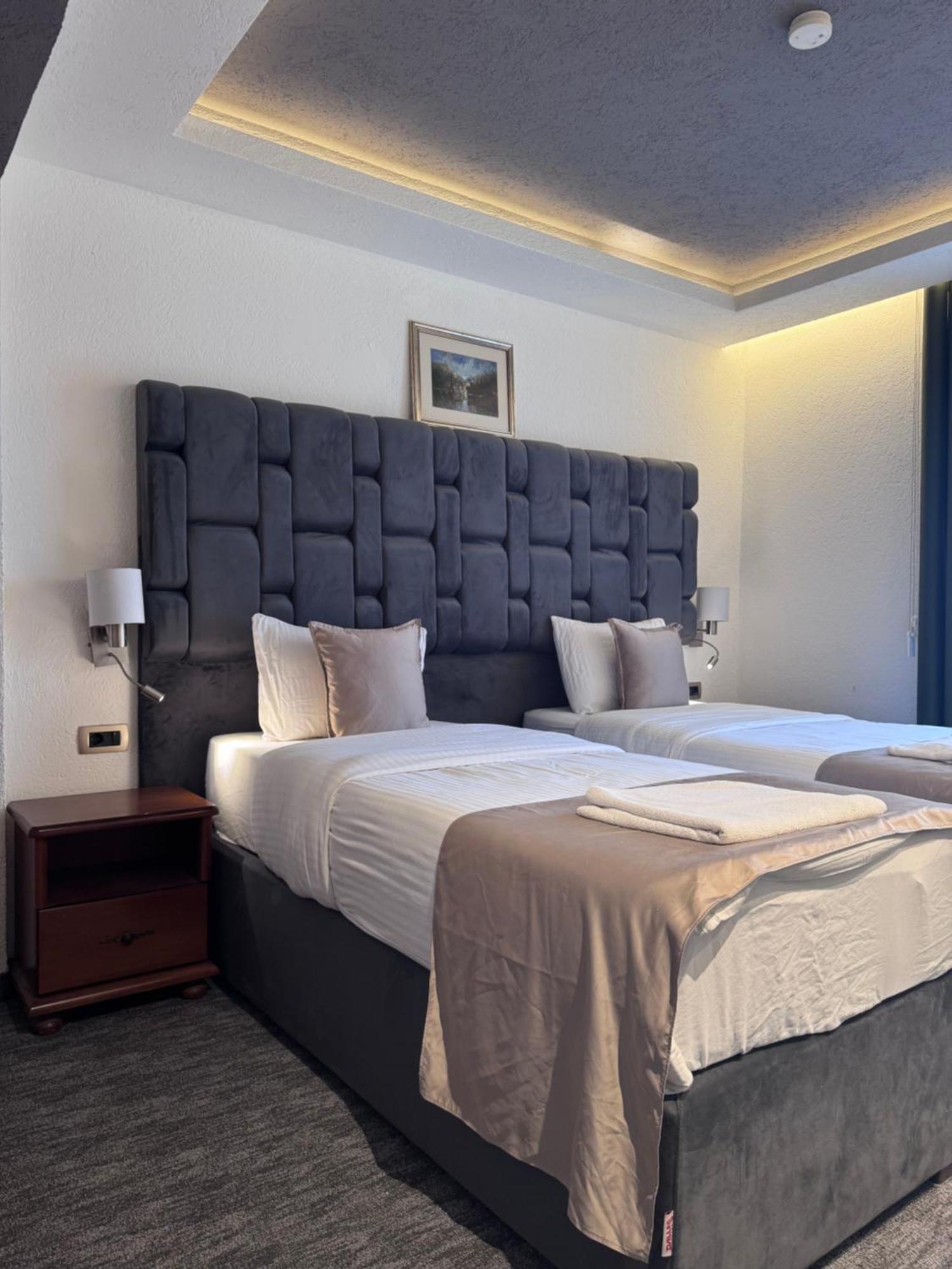 Hotel Ideall Podgorica Exterior photo